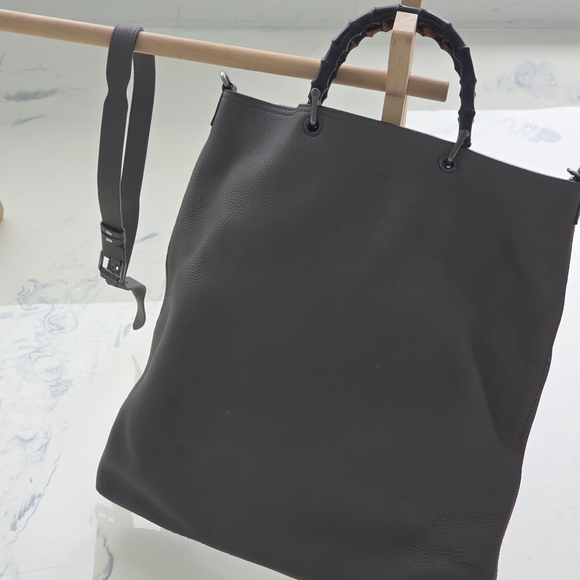 Gucci Handbags - GUCCI Elegant Gray Women's Tote Bag